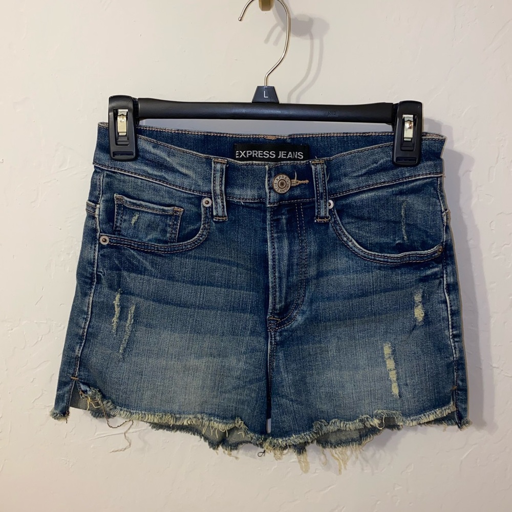 Express denim shorts. Size 00.